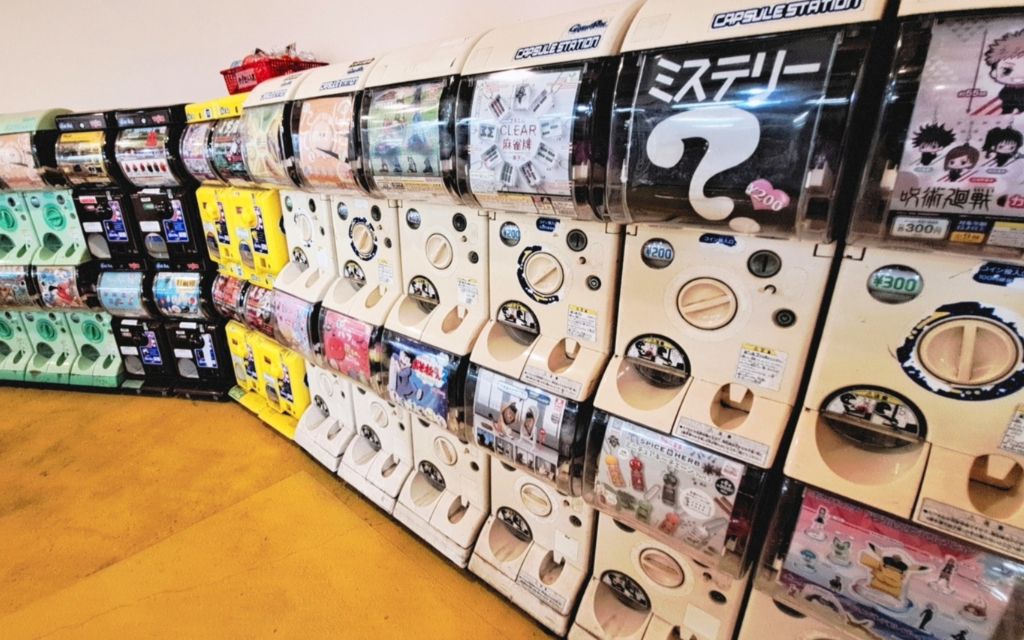 さか天パークのガチャガチャ